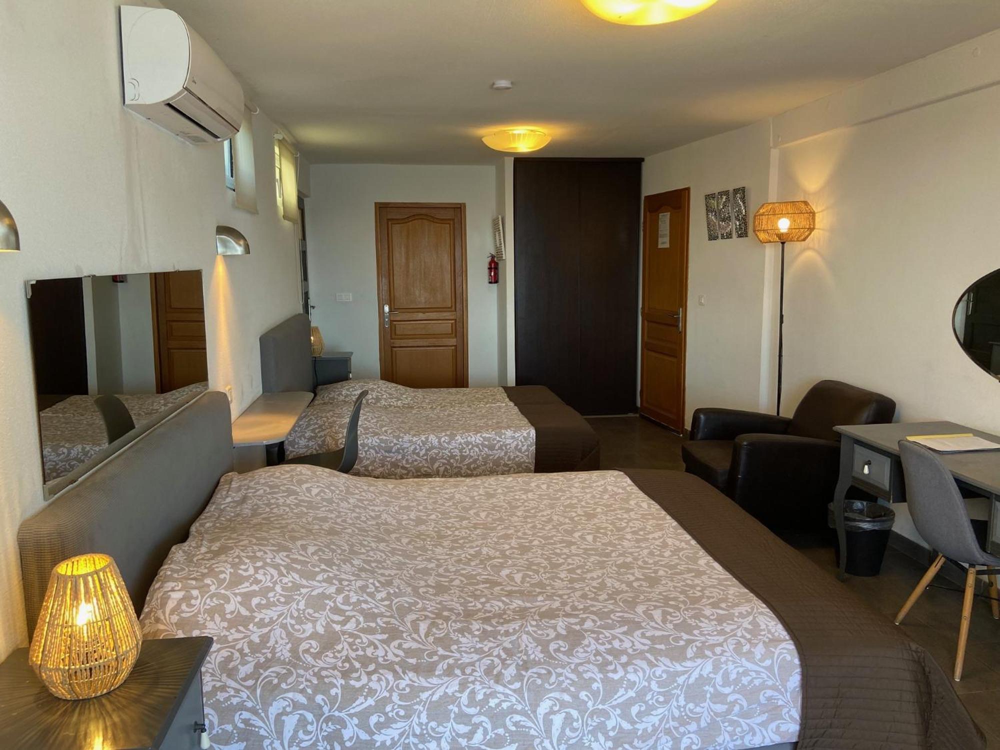 Stella Maris Bed & Breakfast Hyeres Room photo